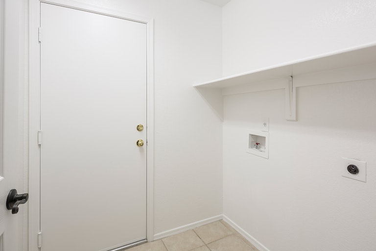 Photo 24 of 24 - 8920 W Davis Rd, Peoria, AZ 85382