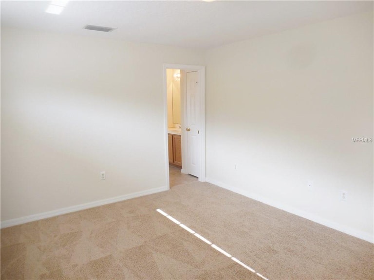 Photo 5 of 22 - 7310 Huntington Summit Blvd, Lakeland, FL 33810