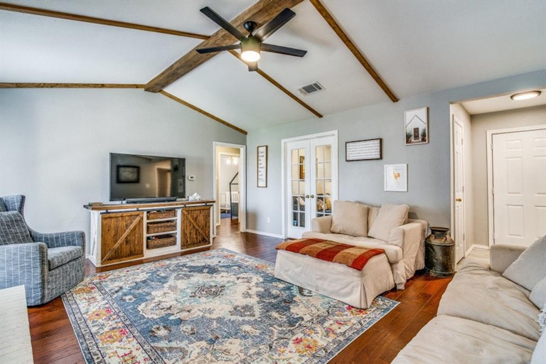 Photo 7 of 24 - 1111 Sheppard Ln, Wylie, TX 75098