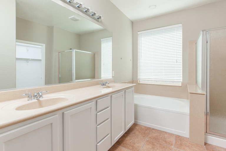 Photo 12 of 25 - 1511 E Birdland Dr, Gilbert, AZ 85297