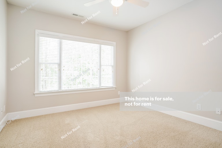 Photo 9 of 25 - 7405 Oriole Dr, Wake Forest, NC 27587