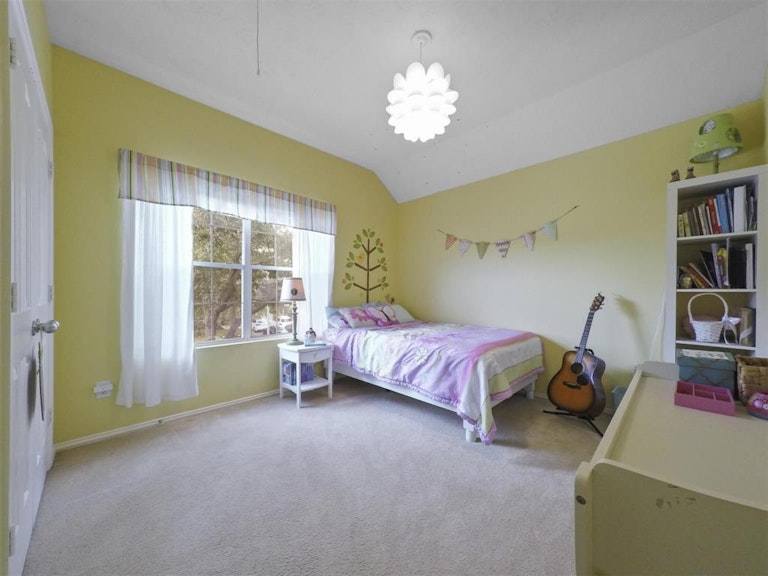 Photo 15 of 18 - 14127 Austin Hollow Ct, Houston, TX 77044