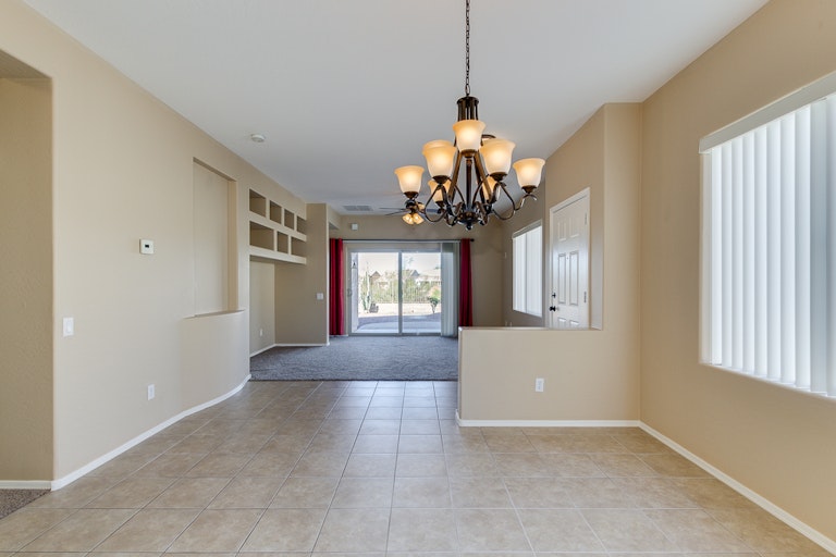 Photo 9 of 29 - 10252 E Meandering Trail Ln, Gold Canyon, AZ 85118