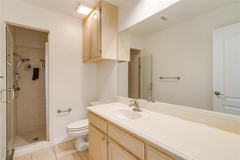 Photo 25 of 40 - 6006 Sunderland Dr, Colleyville, TX 76034