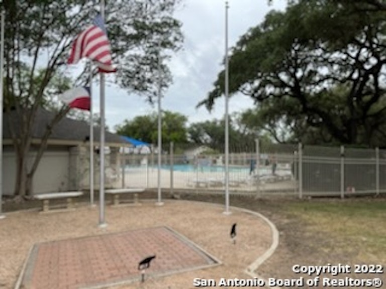 Photo 30 of 51 - 10935 Hamlen Park Dr S, San Antonio, TX 78249
