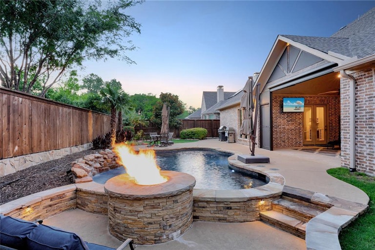 Photo 31 of 35 - 7571 Orchard Hill Ln, Frisco, TX 75035
