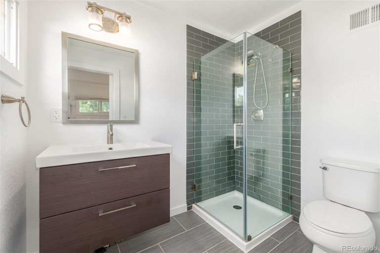 Photo 16 of 27 - 4650 Otis St, Wheat Ridge, CO 80033