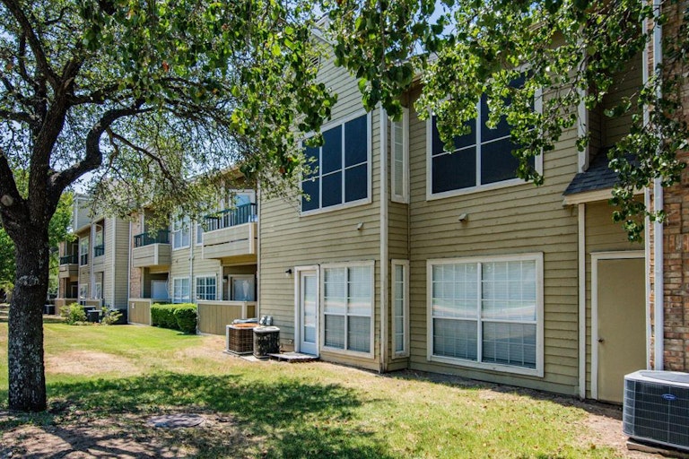 Photo 14 of 15 - 4101 4101A Esters Rd #107A, Irving, TX 75038
