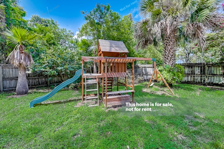 Photo 36 of 37 - 1154 Weyburn Way, Jacksonville, FL 32225