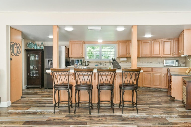 Photo 33 of 52 - 7373 Nob Hill Dr, Carmichael, CA 95608