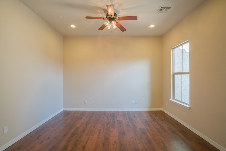 Photo 13 of 34 - 19332 W Denton St, Litchfield Park, AZ 85340