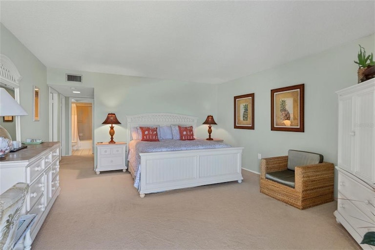 Photo 21 of 63 - 1000 Longboat Club Rd #702, Longboat Key, FL 34228