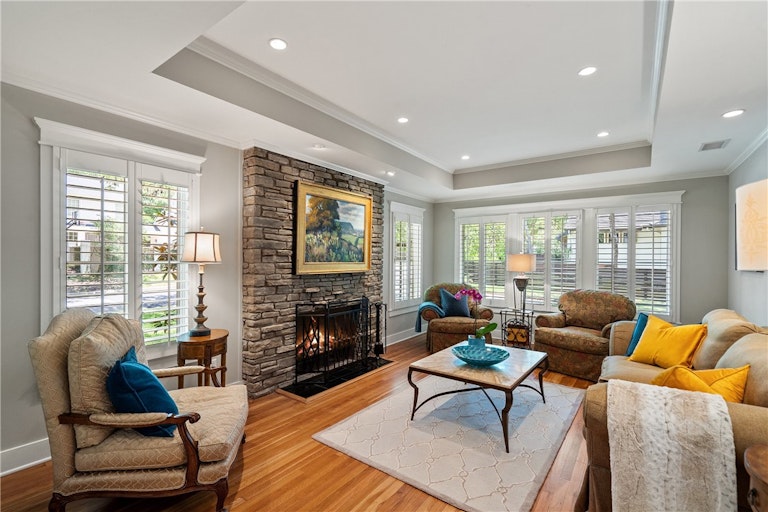 Photo 22 of 39 - 2901 Clearview Dr, Austin, TX 78703
