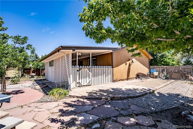 Photo 20 of 24 - 5309 Altura St, Denver, CO 80239