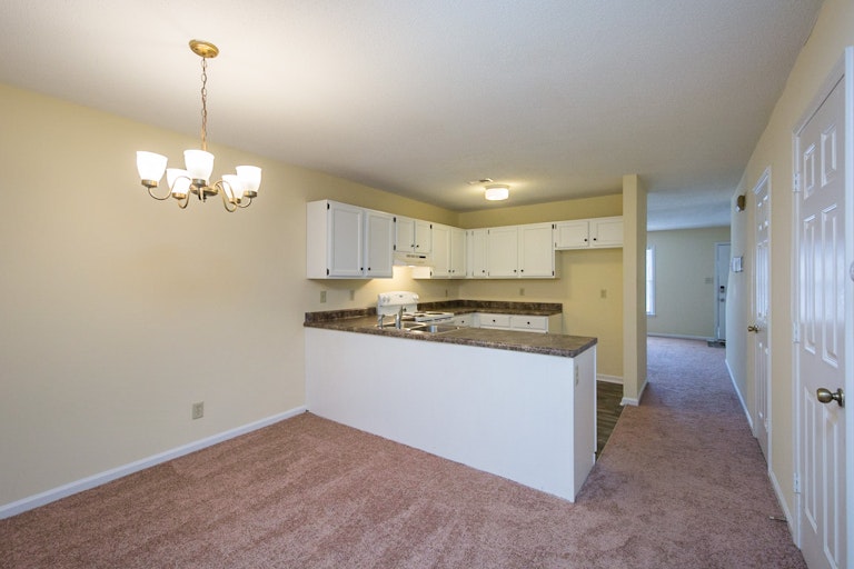 Photo 10 of 13 - 2605 Camellia Dr, Durham, NC 27705