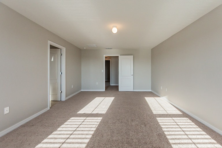 Photo 15 of 28 - 1870 Green Dragon Dr, Saint Cloud, FL 34771