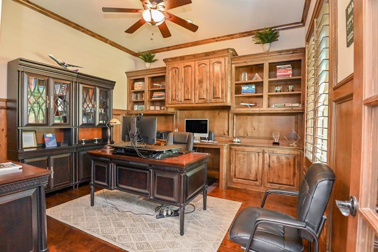 Photo 9 of 33 - 10523 Pebblecreek Xing, Katy, TX 77494