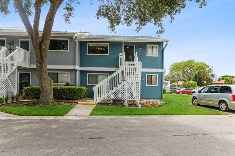 Photo 1 of 29 - 6033 34th St W #80, Bradenton, FL 34210