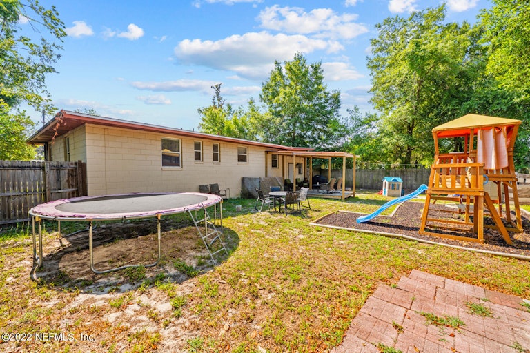 Photo 24 of 26 - 11258 Soforenko Dr, Jacksonville, FL 32218