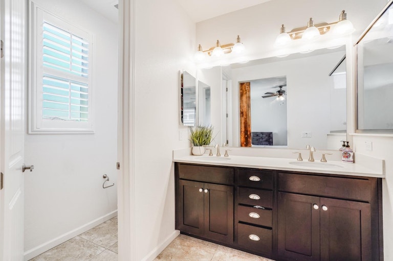 Photo 18 of 29 - 4478 Natomas Central Dr, Sacramento, CA 95834