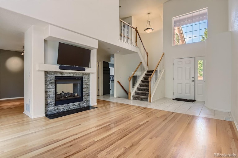 Photo 5 of 28 - 9475 Southern Hills Cir, Lone Tree, CO 80124