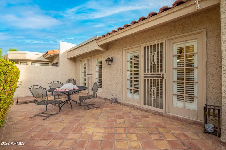 Photo 32 of 32 - 10424 E Cinnabar Ave, Scottsdale, AZ 85258