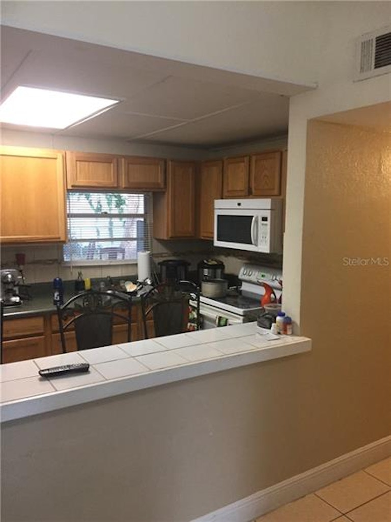 Photo 2 of 6 - 3903 W Norfolk St, Tampa, FL 33614