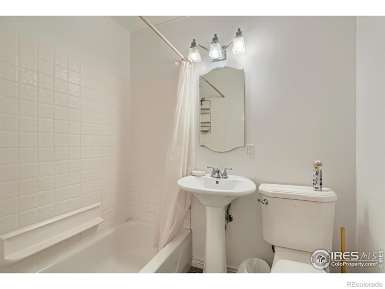 Photo 17 of 28 - 13537 W 22nd Pl, Golden, CO 80401