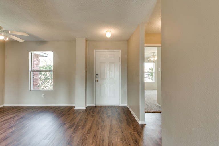Photo 11 of 29 - 2810 Bissell Way, Wylie, TX 75098