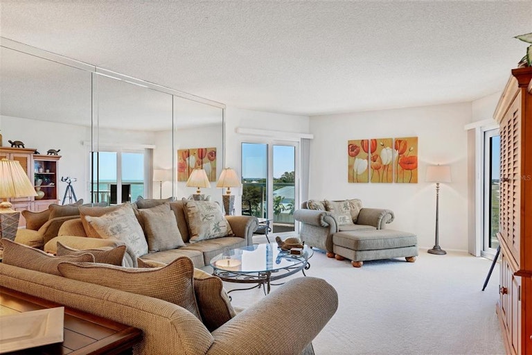 Photo 11 of 63 - 1000 Longboat Club Rd #702, Longboat Key, FL 34228