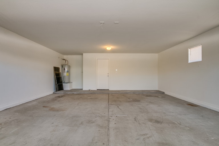 Photo 30 of 34 - 25839 W Elizabeth Ave, Buckeye, AZ 85326