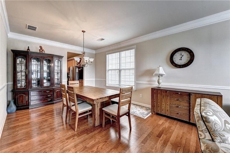 Photo 7 of 38 - 342 Rutlidge Park Ln, Suwanee, GA 30024