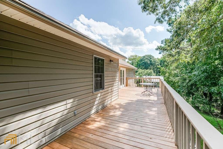 Photo 27 of 36 - 6483 Wildwood Trl, Flowery Branch, GA 30542