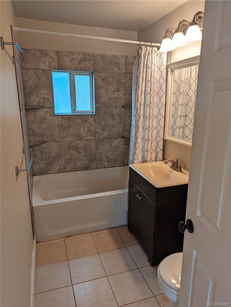 Photo 5 of 18 - 2930 W Mexico Ave, Denver, CO 80219