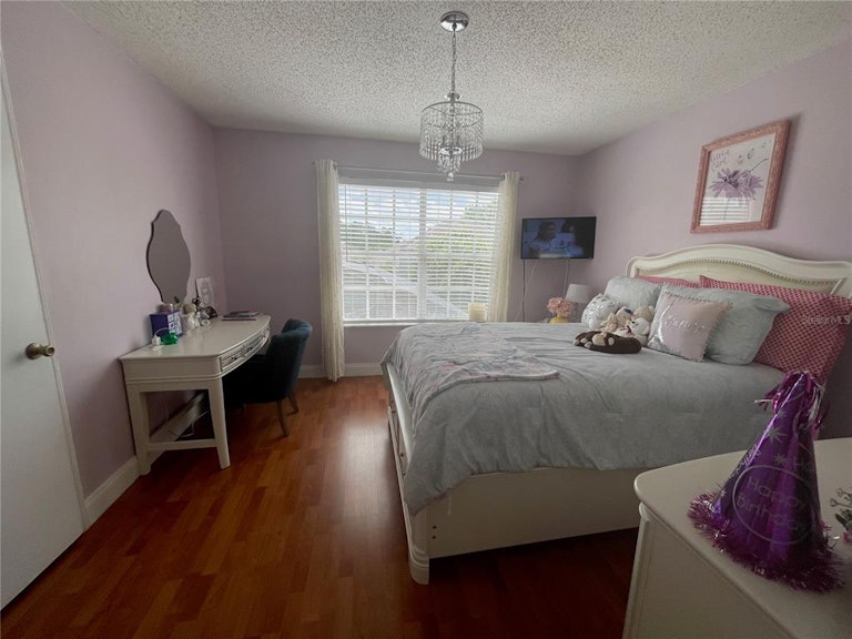 Photo 22 of 50 - 10521 Cherry Oak Cir, Orlando, FL 32817