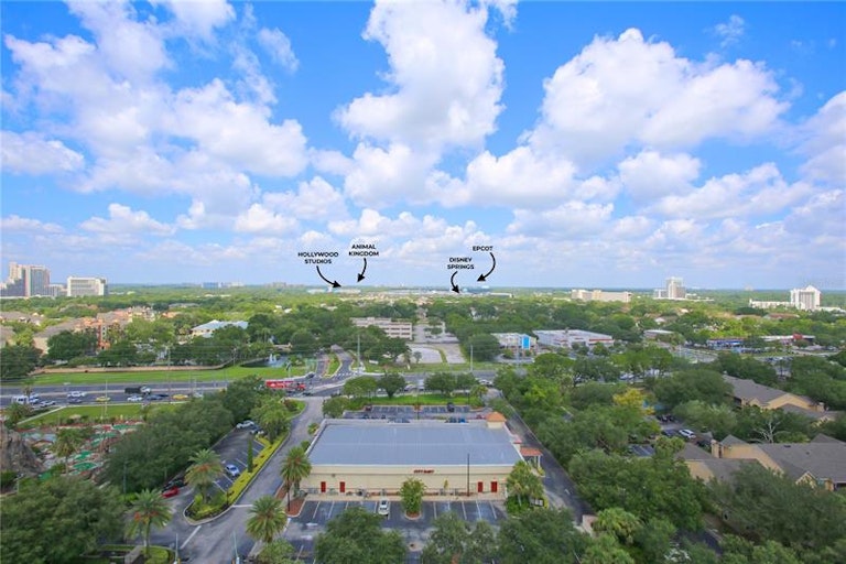 Photo 17 of 31 - 13415 Blue Heron Beach Dr #1408, Orlando, FL 32821