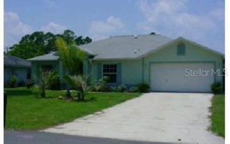 Photo 1 of 1 - 2824 Pine St, Edgewater, FL 32141