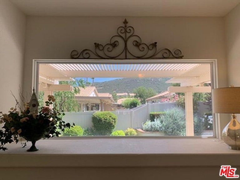Photo 6 of 54 - 4907 Singing Hills Dr, Banning, CA 92220