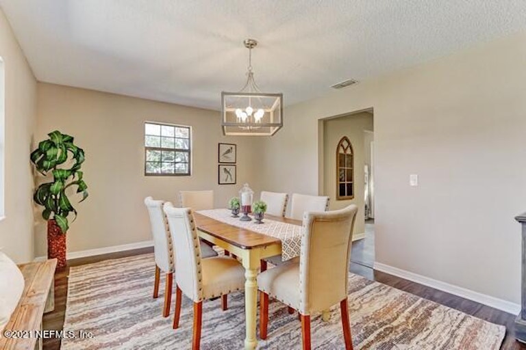Photo 23 of 36 - 44018 Swallowfork Ave, Callahan, FL 32011