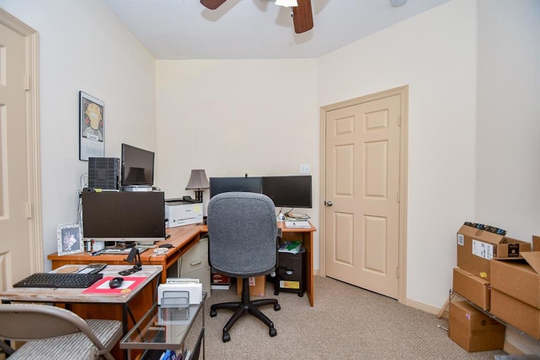 Photo 25 of 34 - 7702 Flax Dr, Houston, TX 77071