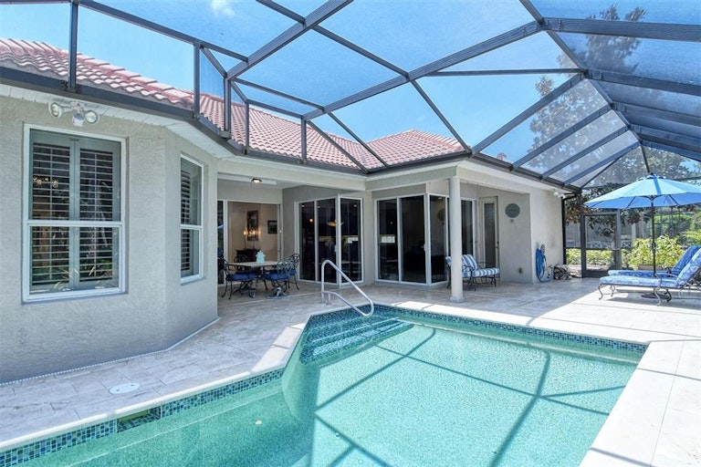 Photo 37 of 57 - 642 Crane Prairie Way, Osprey, FL 34229