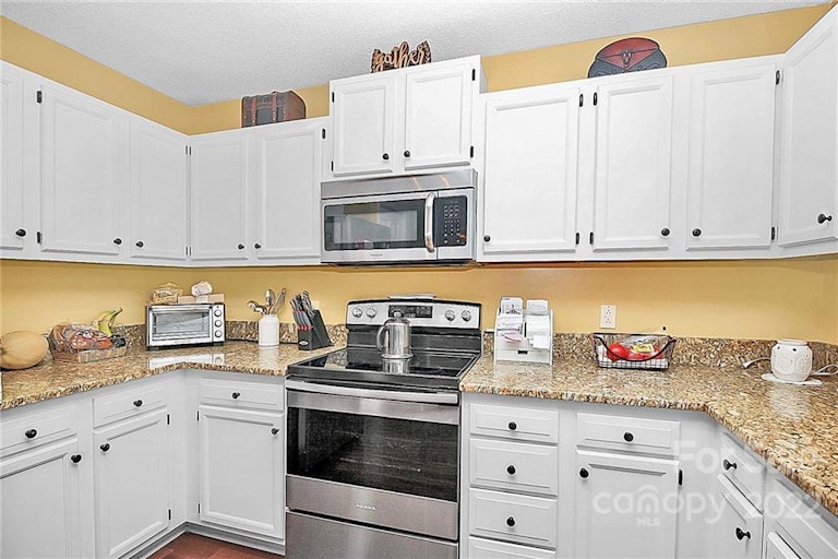 Photo 11 of 29 - 4130 Zebulon Ave SW, Concord, NC 28027