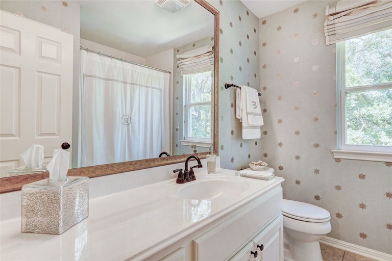 Photo 32 of 40 - 3000 Whitehurst Cv, Round Rock, TX 78681