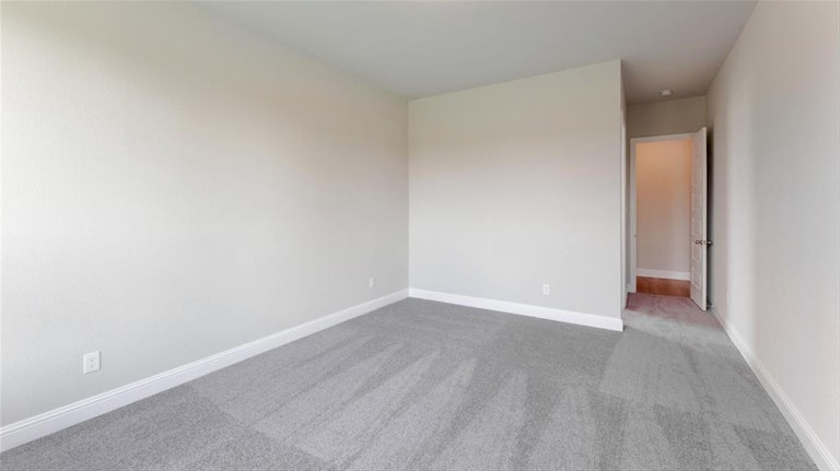 Photo 14 of 28 - 2260 High Plain Ln, Waxahachie, TX 75167