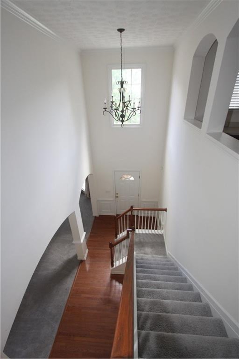 Photo 17 of 37 - 3205 Juniper Dr NW, Kennesaw, GA 30144
