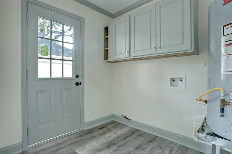 Photo 24 of 27 - 7919 Fairdale Ln, Houston, TX 77063