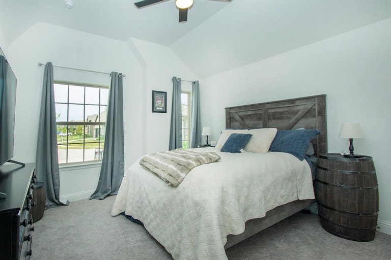 Photo 8 of 34 - 2221 Graham Rd, Anna, TX 75409