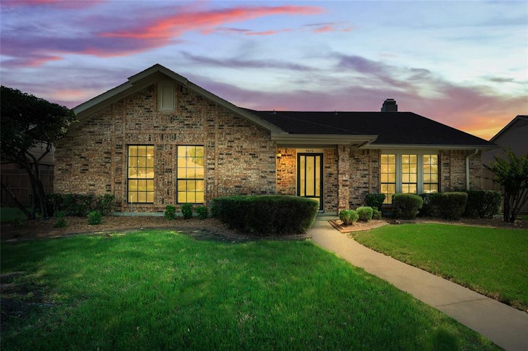 Photo 1 of 24 - 3610 Willowood Dr, Garland, TX 75040