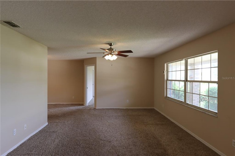 Photo 4 of 48 - 1432 Northvale St, Deltona, FL 32725