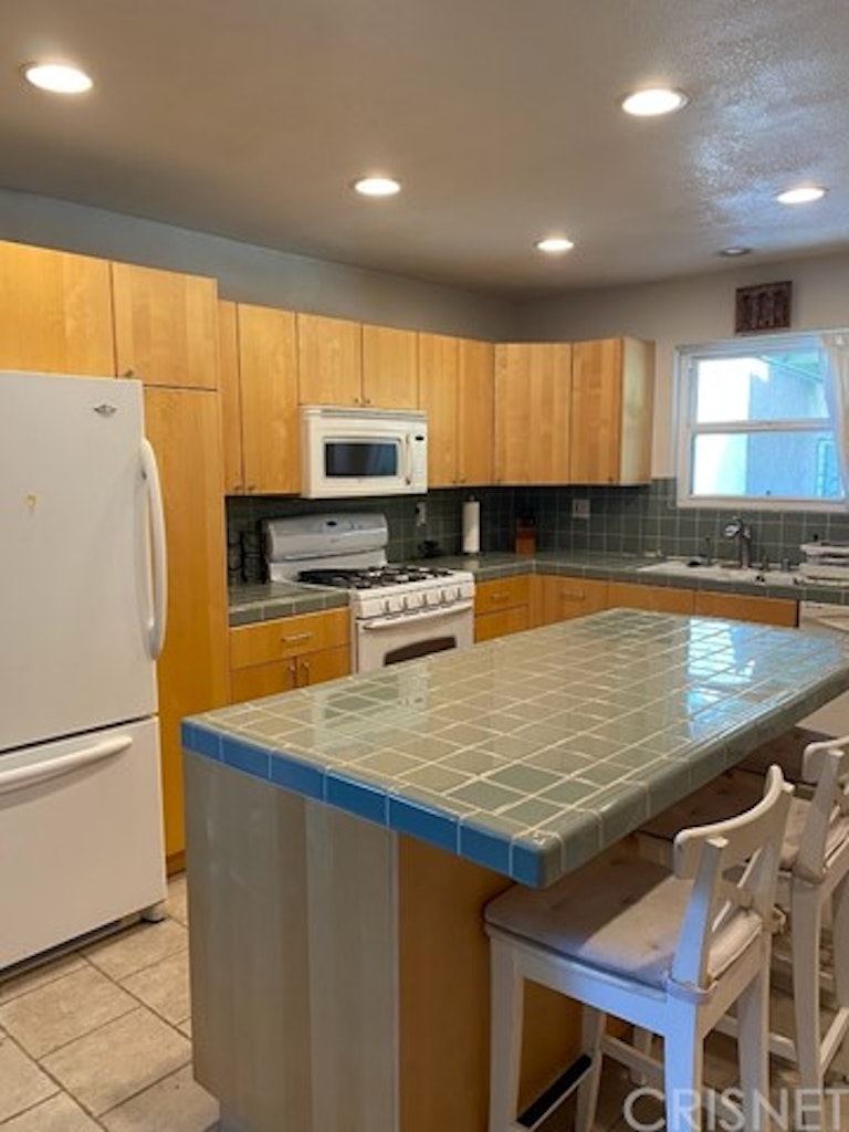 Photo 7 of 7 - 9349 Bartolo Ave, Pico Rivera, CA 90660